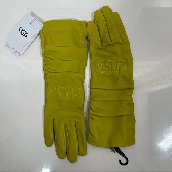π NWT UGG Womenβs Leather Gloves π§€ Scrunched Logo Touchscreen | Size S - Picture 1 of 12